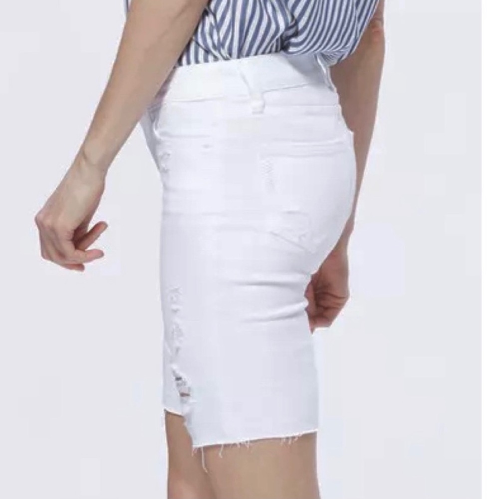 NEW PAIGE DISTRESSED BERMUDA SHORTS - Picture 4 of 8